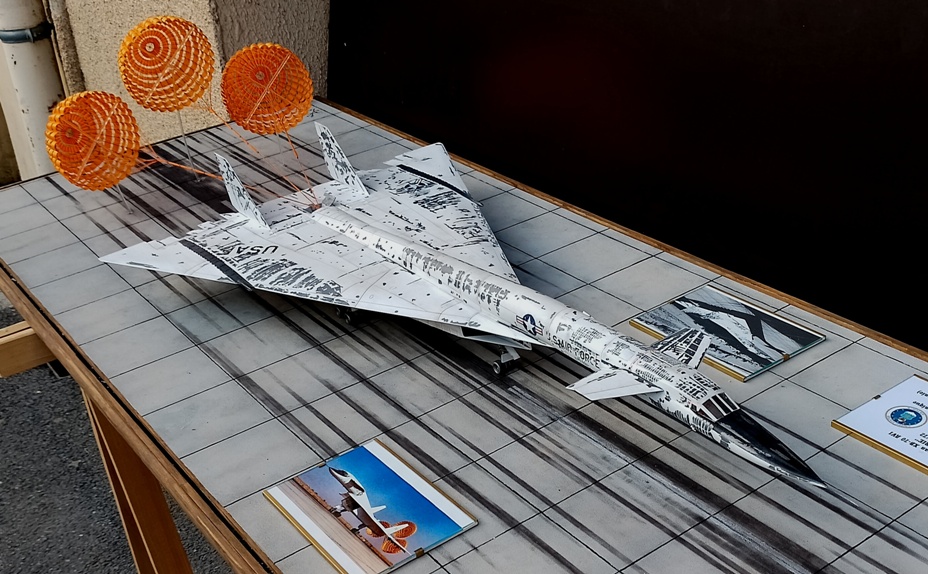 AMT 1/72 XB-70A-1 VALKYRIE バルキリー Building The XB-70A-1 VALKYRIE 1⁄72 Scale Model Kit By AMT⁄ERTL