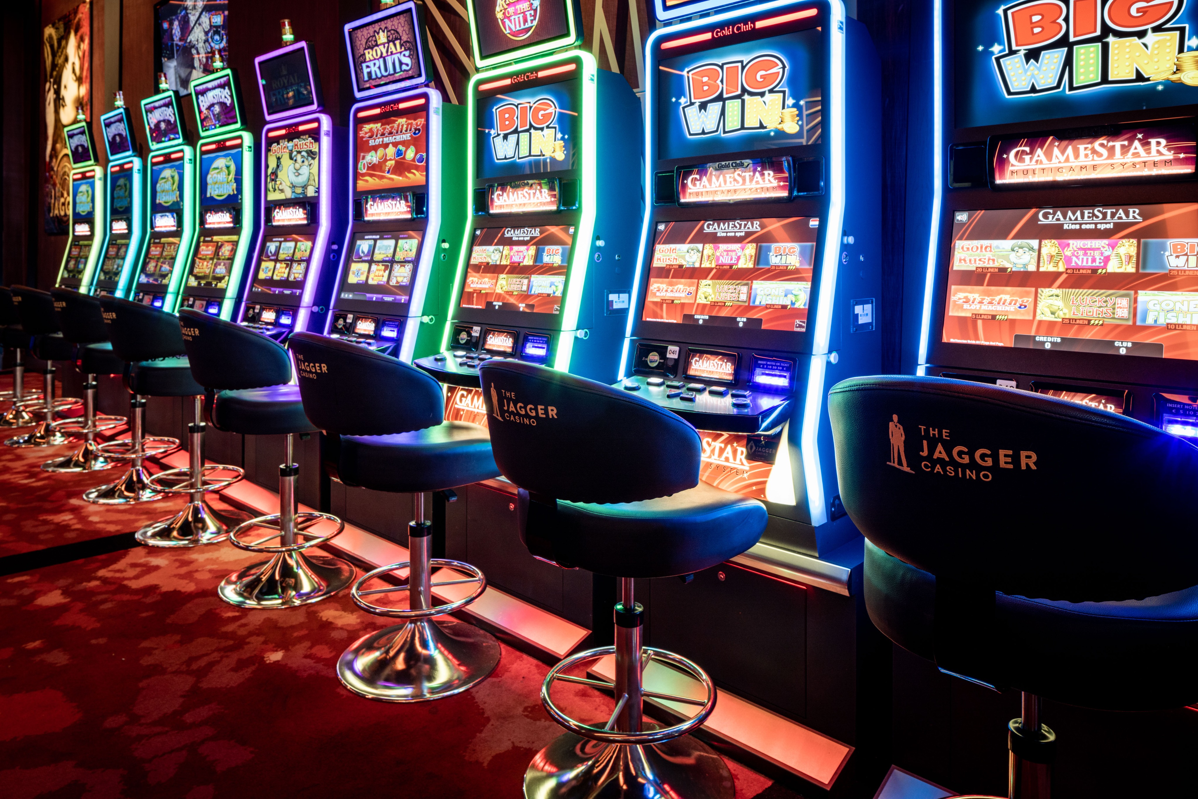 a81c762ad761cb8ba2efe7b80fa47483