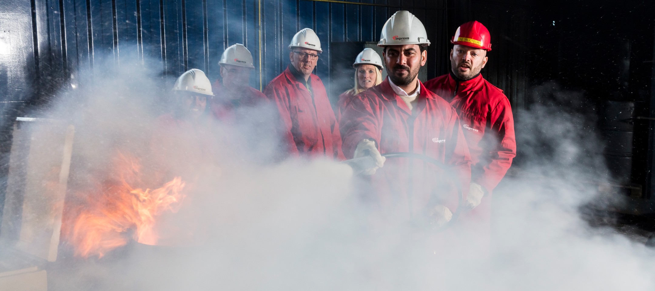 Veiligheid binnen organisaties betekent dat u moet zoeken naar de juiste mix van veiligheidsaspecten voor uw organisatie. Deze aspecten zijn gericht op het gebouw, de installaties en de mensen binnen uw organisatie.