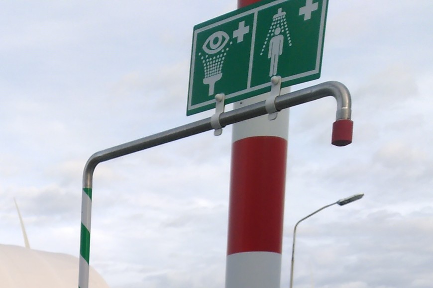 Tijdelijke vervanging van uw nooddouche nodig?