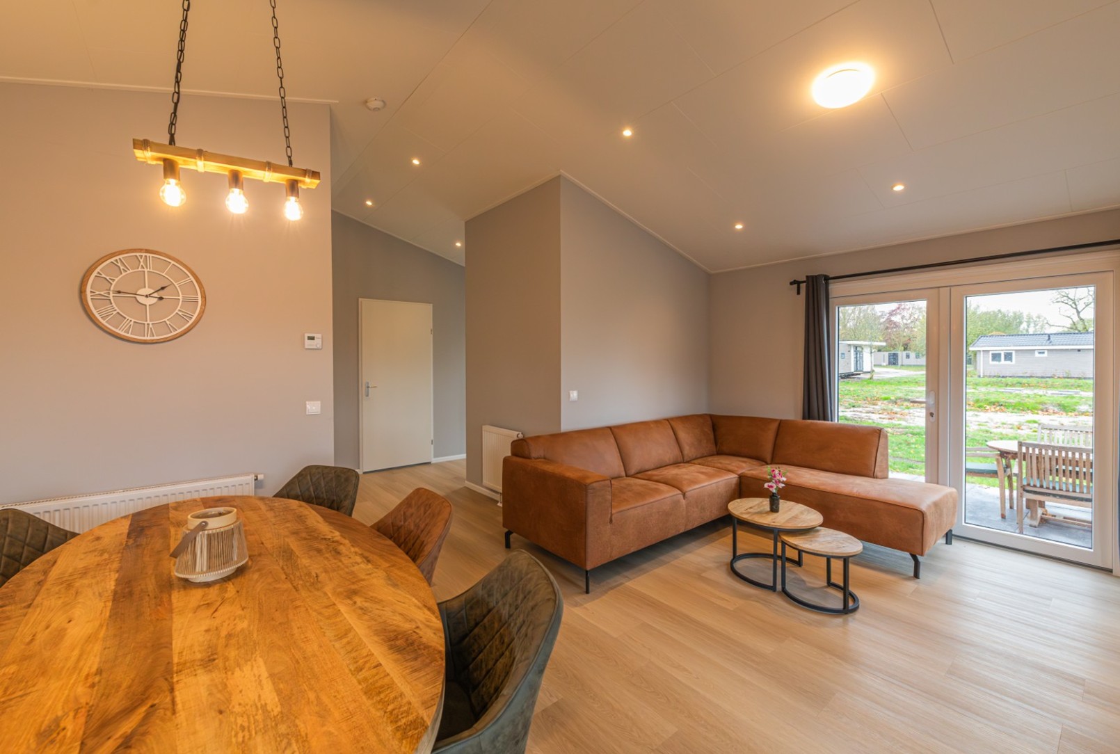 Foto Villa Riant woonkamer 2.jpg