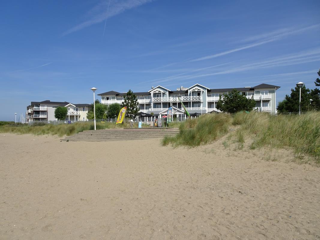 Vakantiehuis te koop Zuid Holland Hellevoetsluis Roompot park Cape Helius (9).jpg