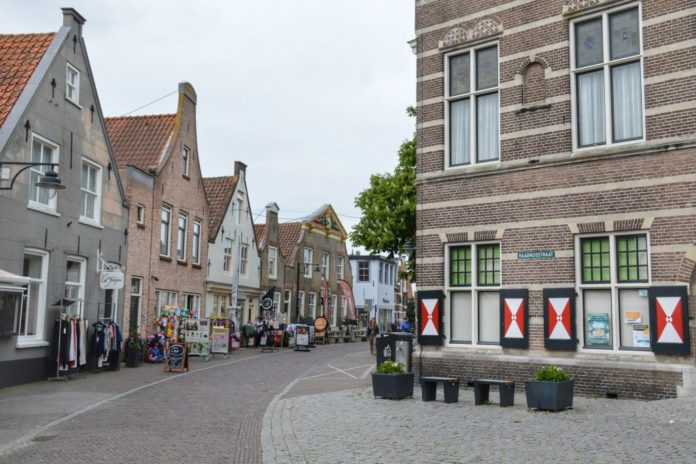tips-activiteiten-ouddorp-aan-zee-4-696x464.jpg