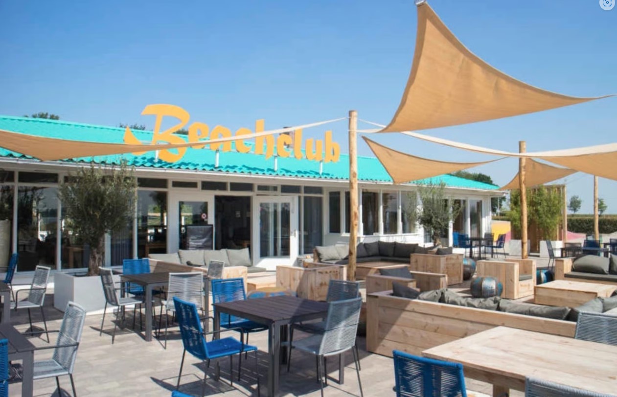 Beachclub.jpg
