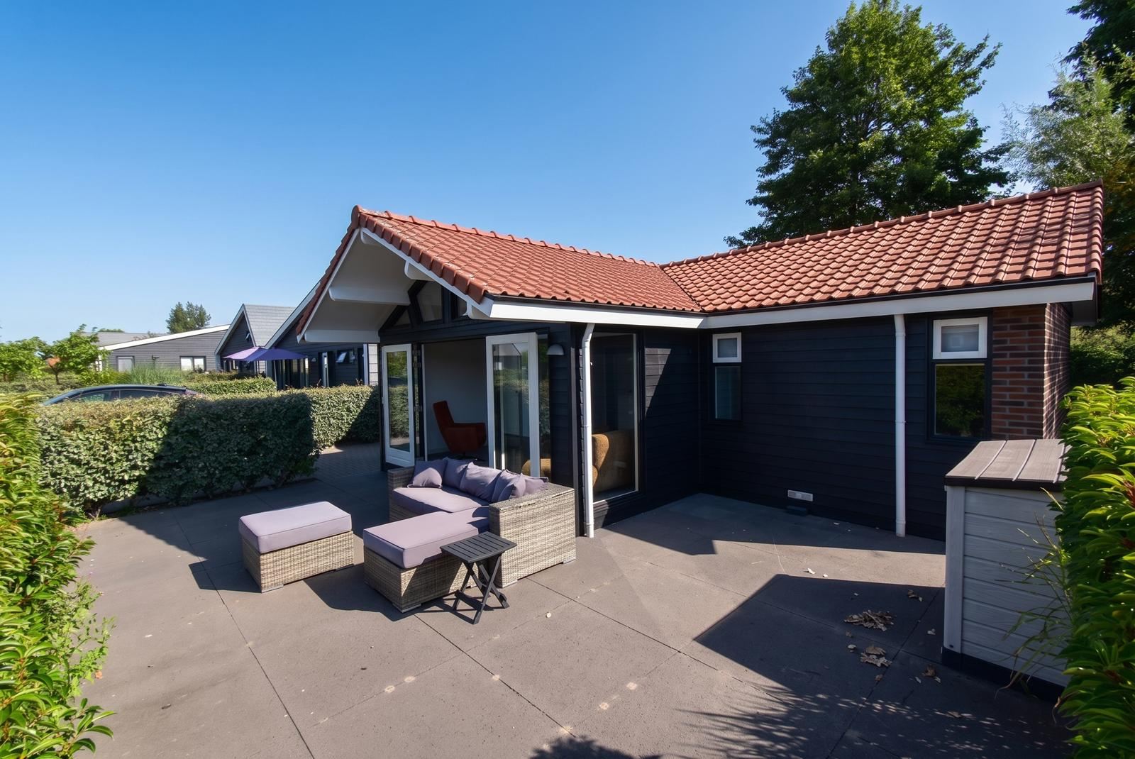 Kopen-Vakantiehuis-Zeeland-Kattendijke-vakantiehuistekoop-nl.webp003.jpg
