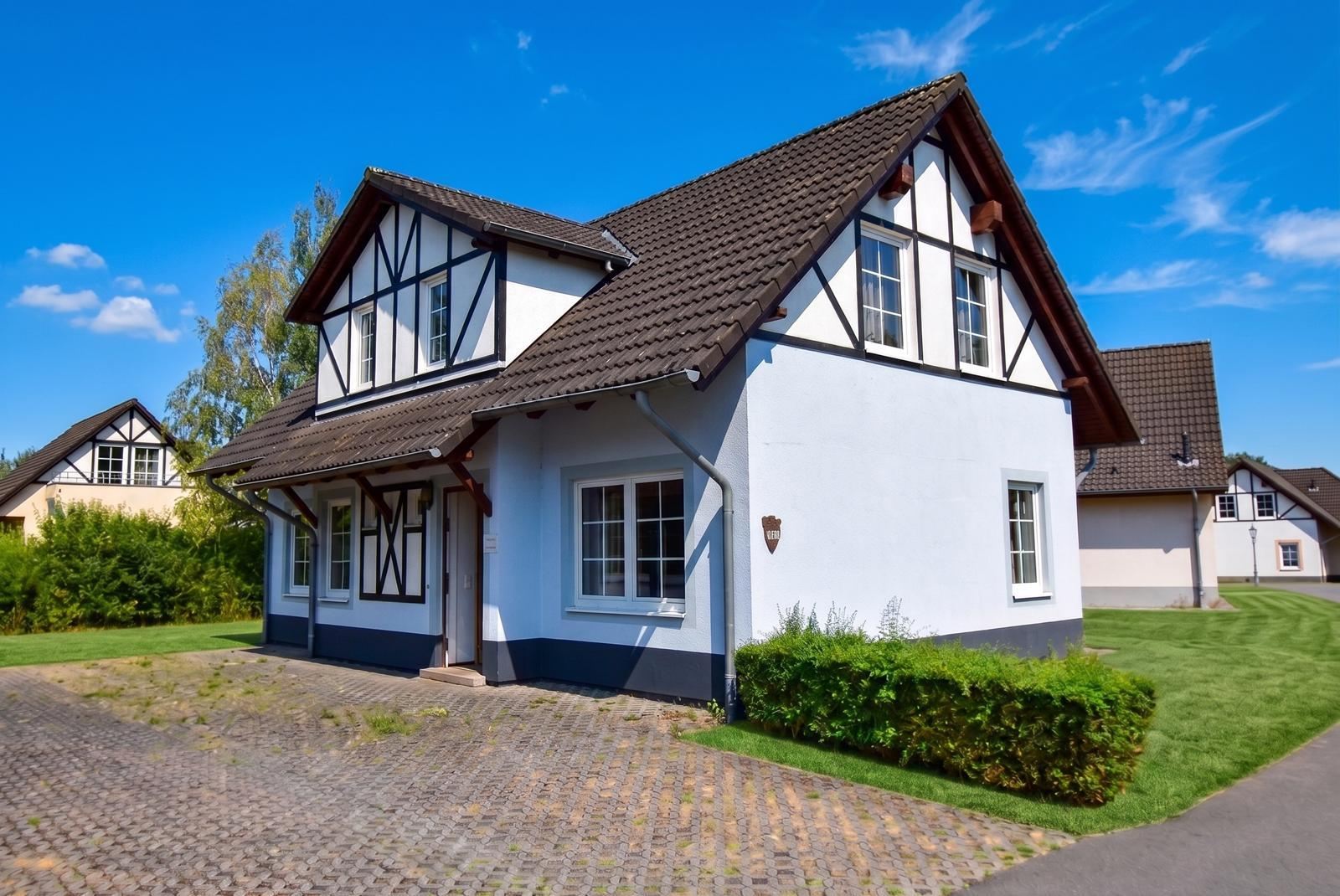Kopen-Vakantiehuis-Duitsland-Cochem-vakantiehuistekoop-nl.webp001.jpg