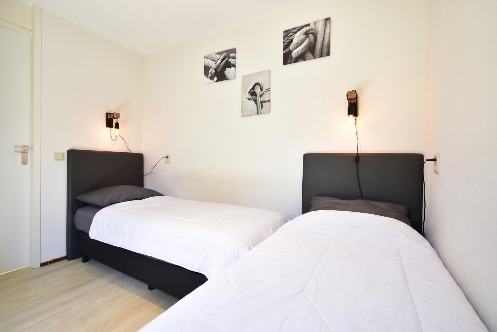 Kopen-Vakantiehuis-Holland-'s-Gravenhage-vakantiehuistekoop-nl.webp025.jpg