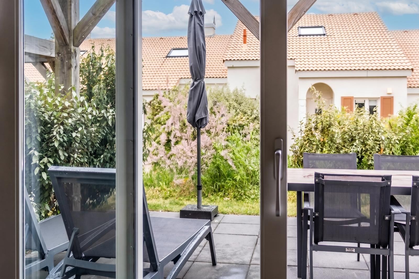 Kopen-Vakantiehuis-Nederland-Noordwijkerhout-vakantiehuistekoop-nl.webp008.jpg