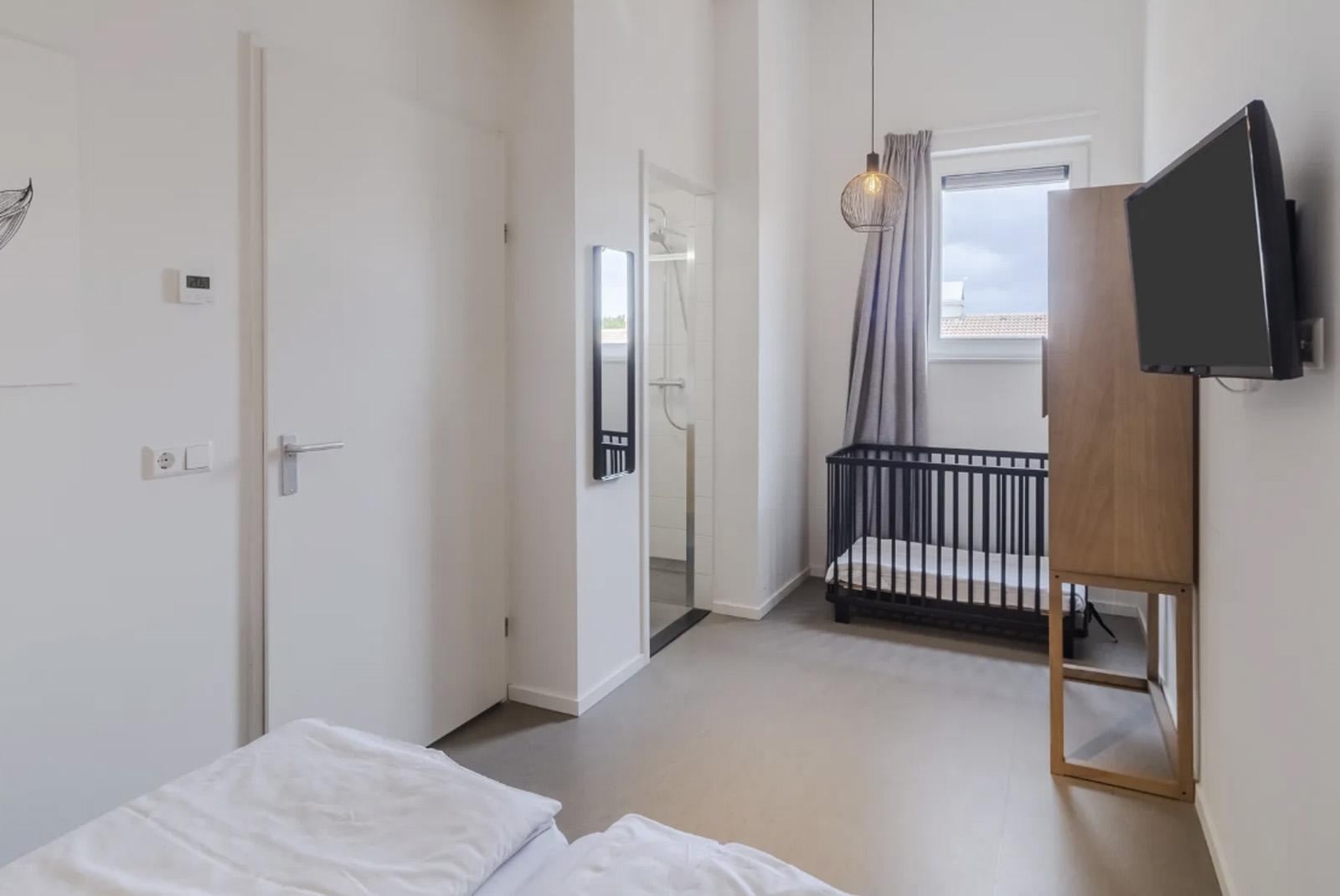 Kopen-Vakantiehuis-Nederland-Noordwijkerhout-vakantiehuistekoop-nl.webp006.jpg