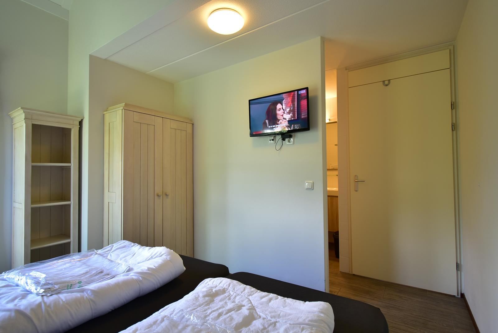 kopen-vrijstaande-vakantiewoning-ouddorp-achterzijde-terras-hoofdfoto-vakantiehuistekoop-nl-prins-en-prins-makelaardij.jpg027.jpg