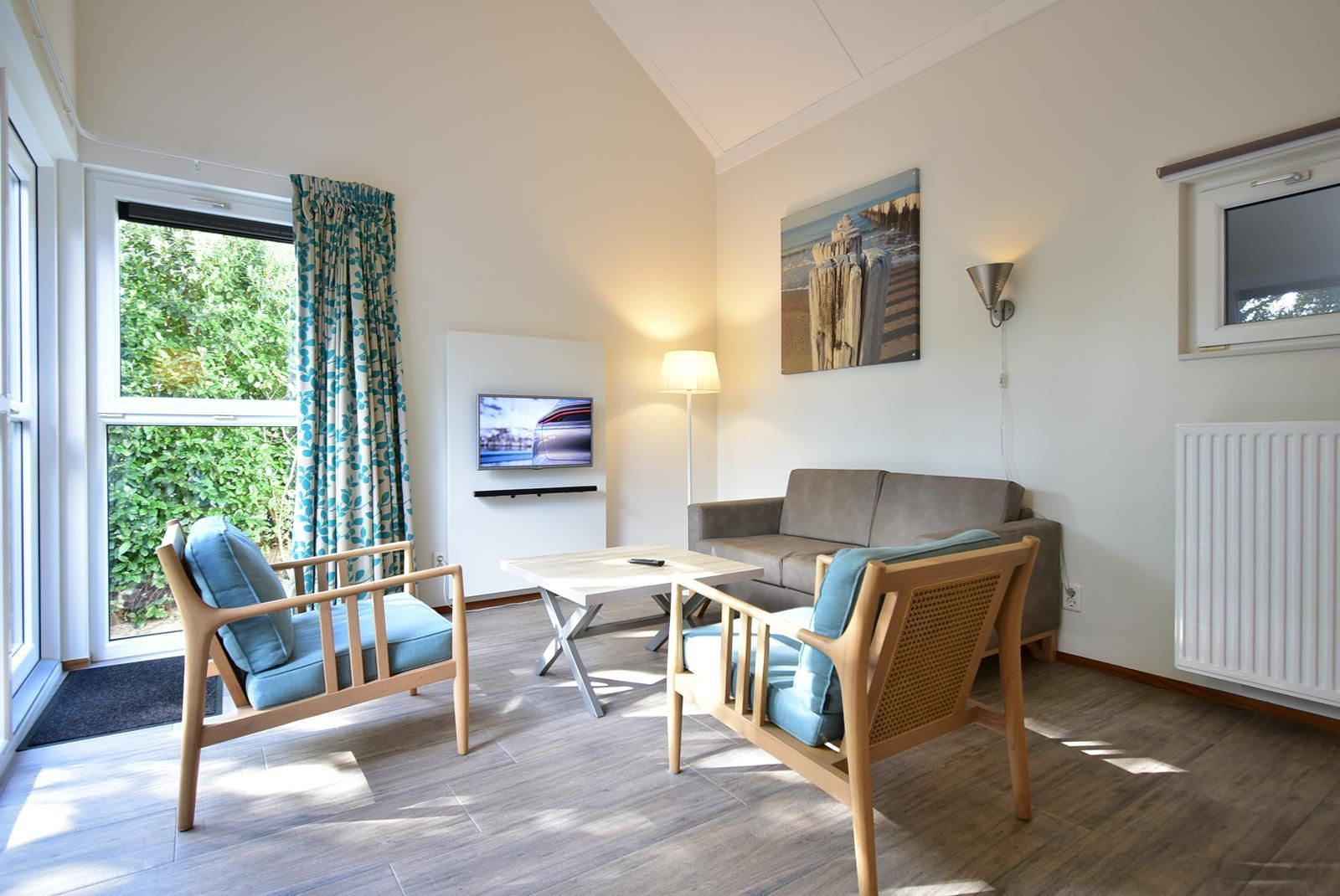 kopen-vrijstaande-vakantiewoning-ouddorp-achterzijde-terras-hoofdfoto-vakantiehuistekoop-nl-prins-en-prins-makelaardij.jpg022.jpg
