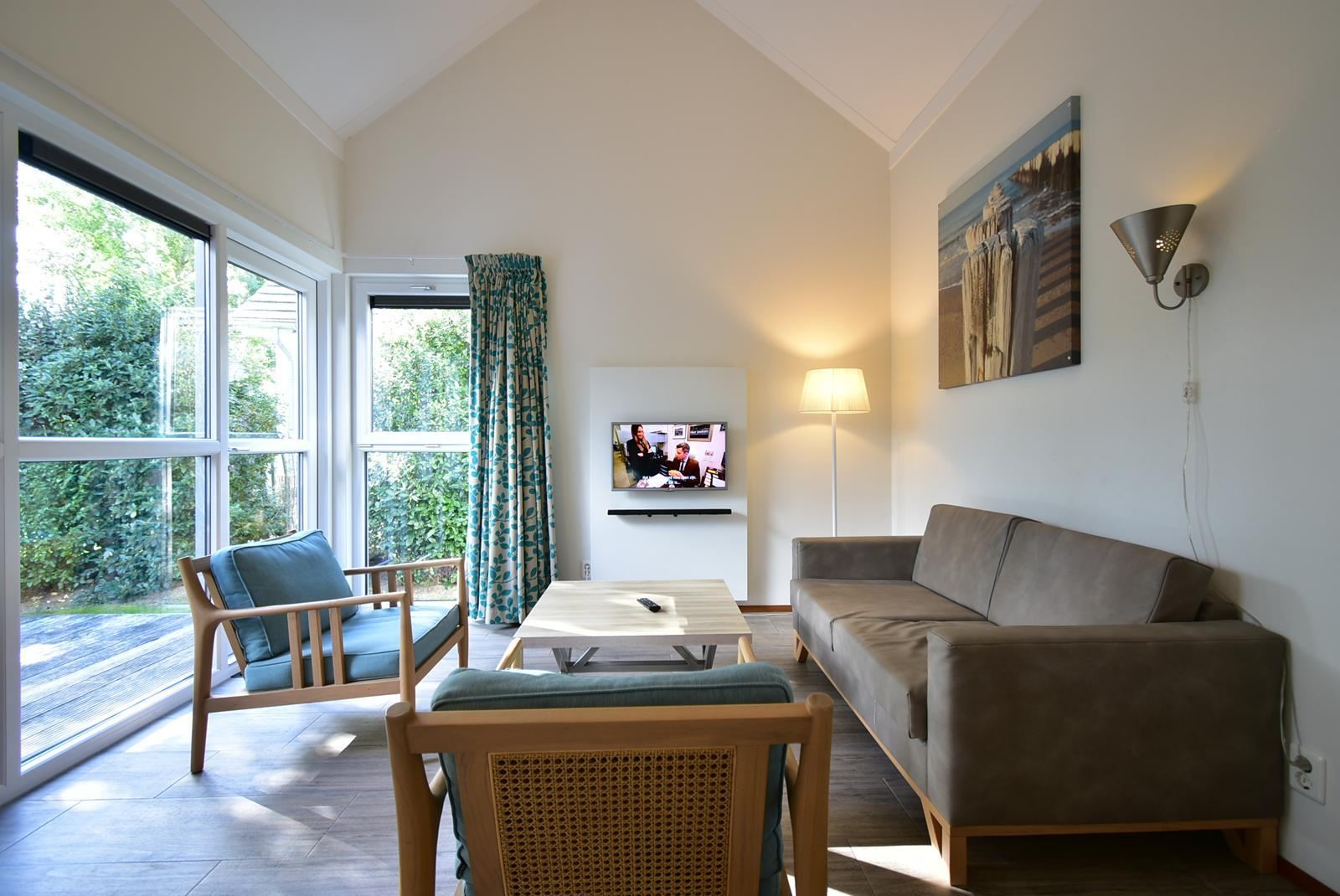 kopen-vrijstaande-vakantiewoning-ouddorp-achterzijde-terras-hoofdfoto-vakantiehuistekoop-nl-prins-en-prins-makelaardij.jpg023.jpg
