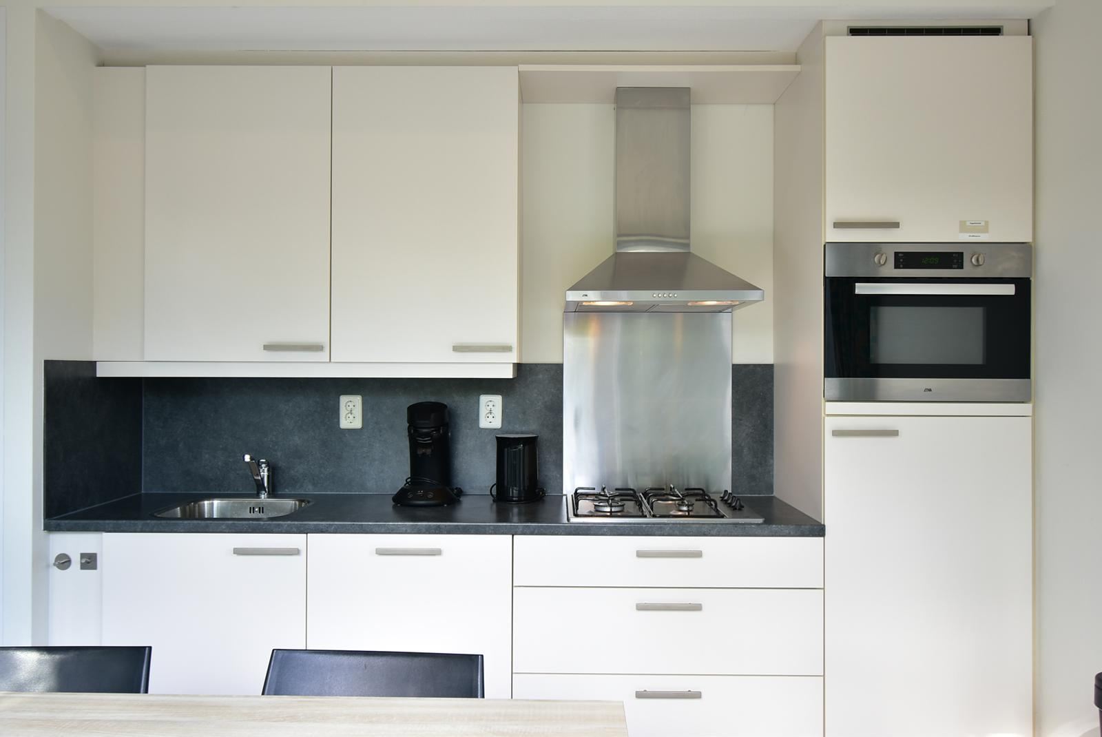 kopen-vrijstaande-vakantiewoning-ouddorp-achterzijde-terras-hoofdfoto-vakantiehuistekoop-nl-prins-en-prins-makelaardij.jpg017.jpg