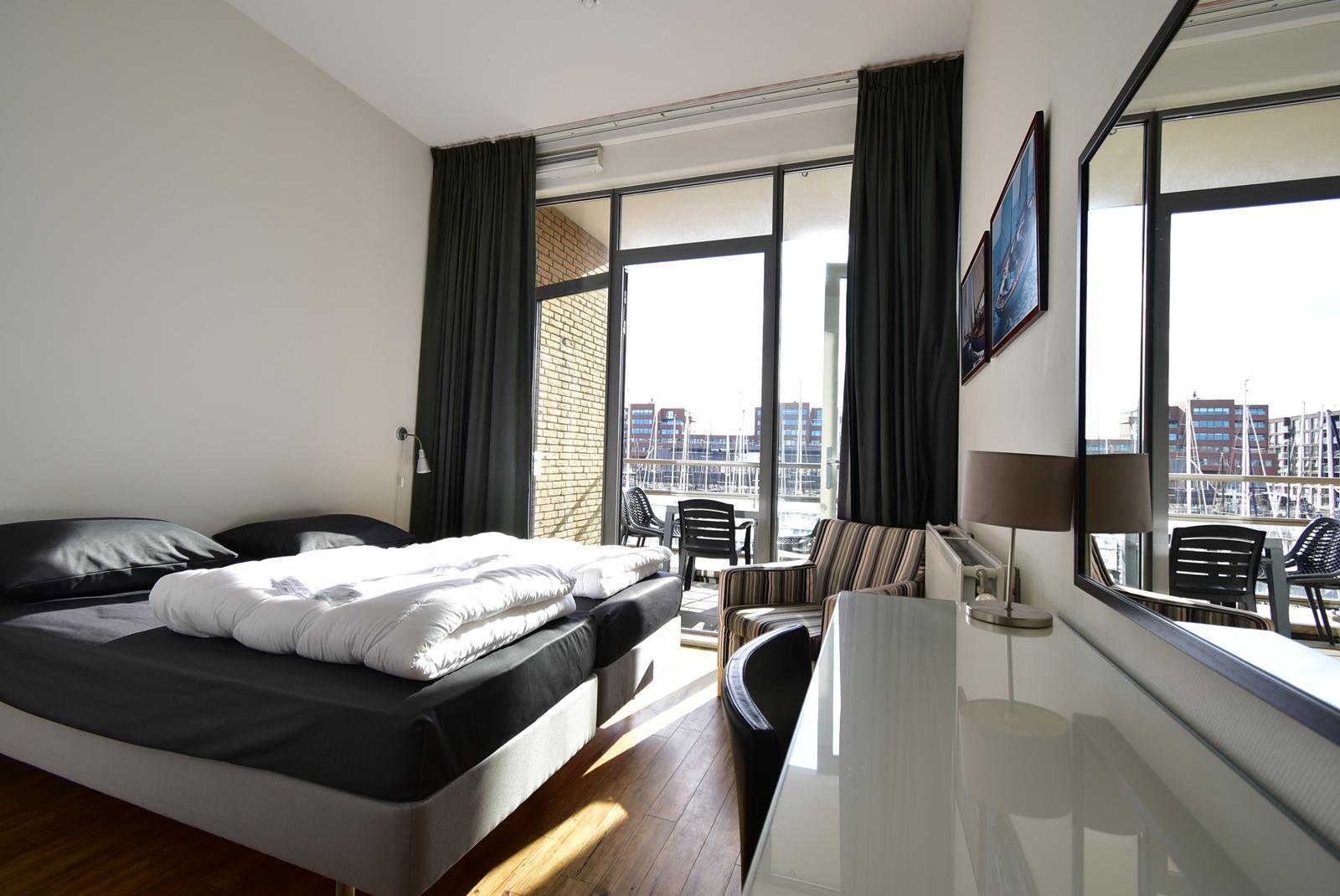 kopen-appartement-scheveningen-slaapkamer-balkon-dubbele-bestemming-vakantiehuistekoop-nl-prins-en-prins-makelaardij.jpg.jpg