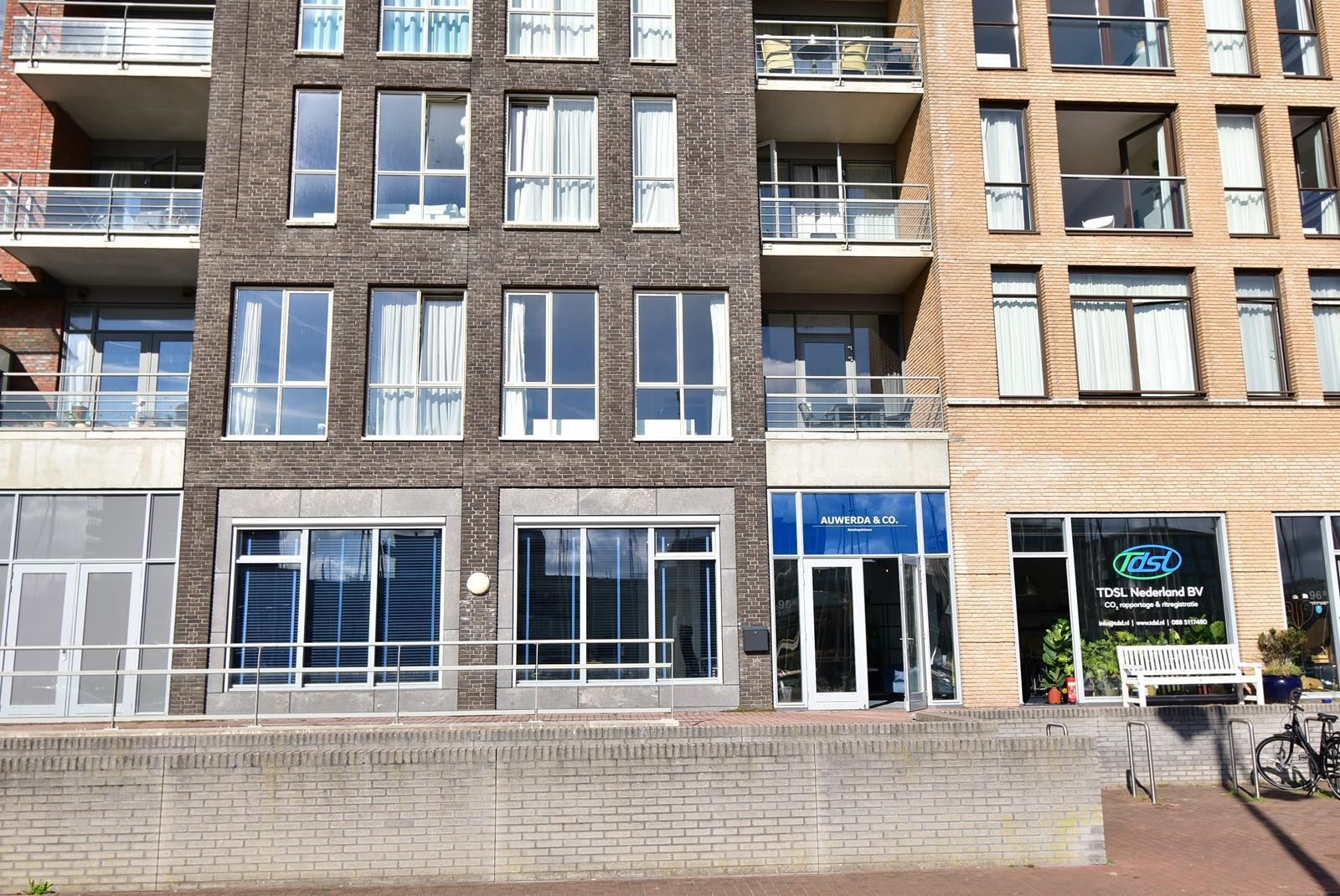 kopen-appartement-scheveningen-dubbele-bestemming-havenzicht-parkeergarage-vakantiehuistekoop.jpg05.jpg