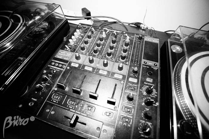 Дебютный релиз "Time Ep" у киевского лейбла Rhythm Büro