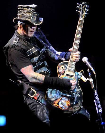 DJ Ashba