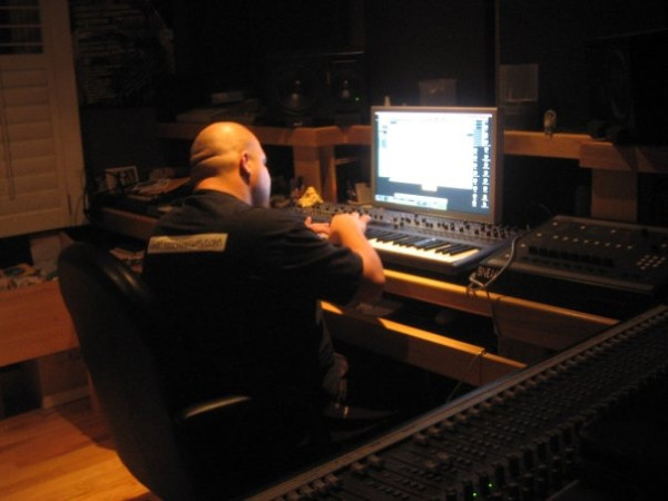 DJ Sneak