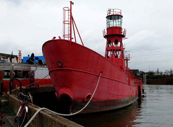 Lightship95