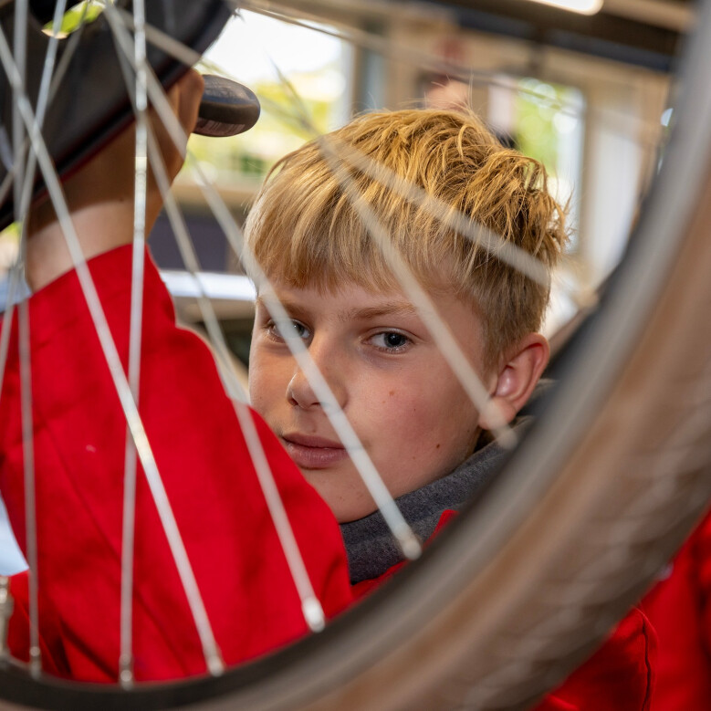 Leerlingen met het profiel Zorg & Welzijn krijgen les in de PM Beroepscampus