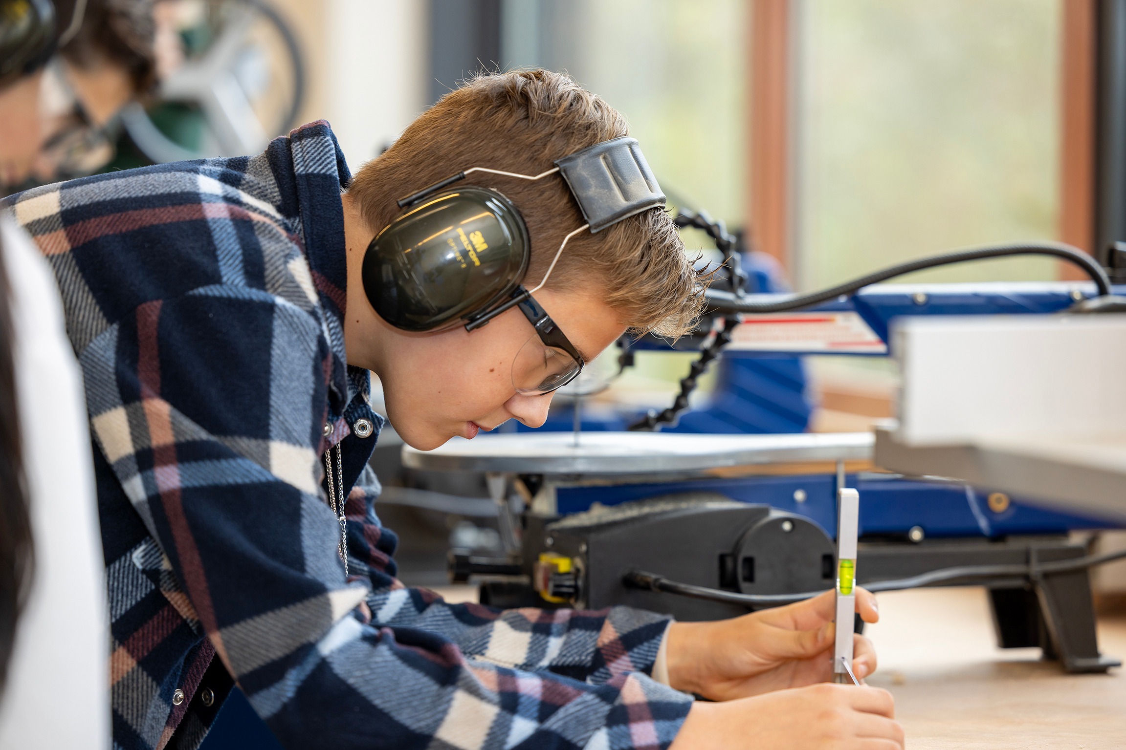 Vwo leerlingen bouwen samen een robot