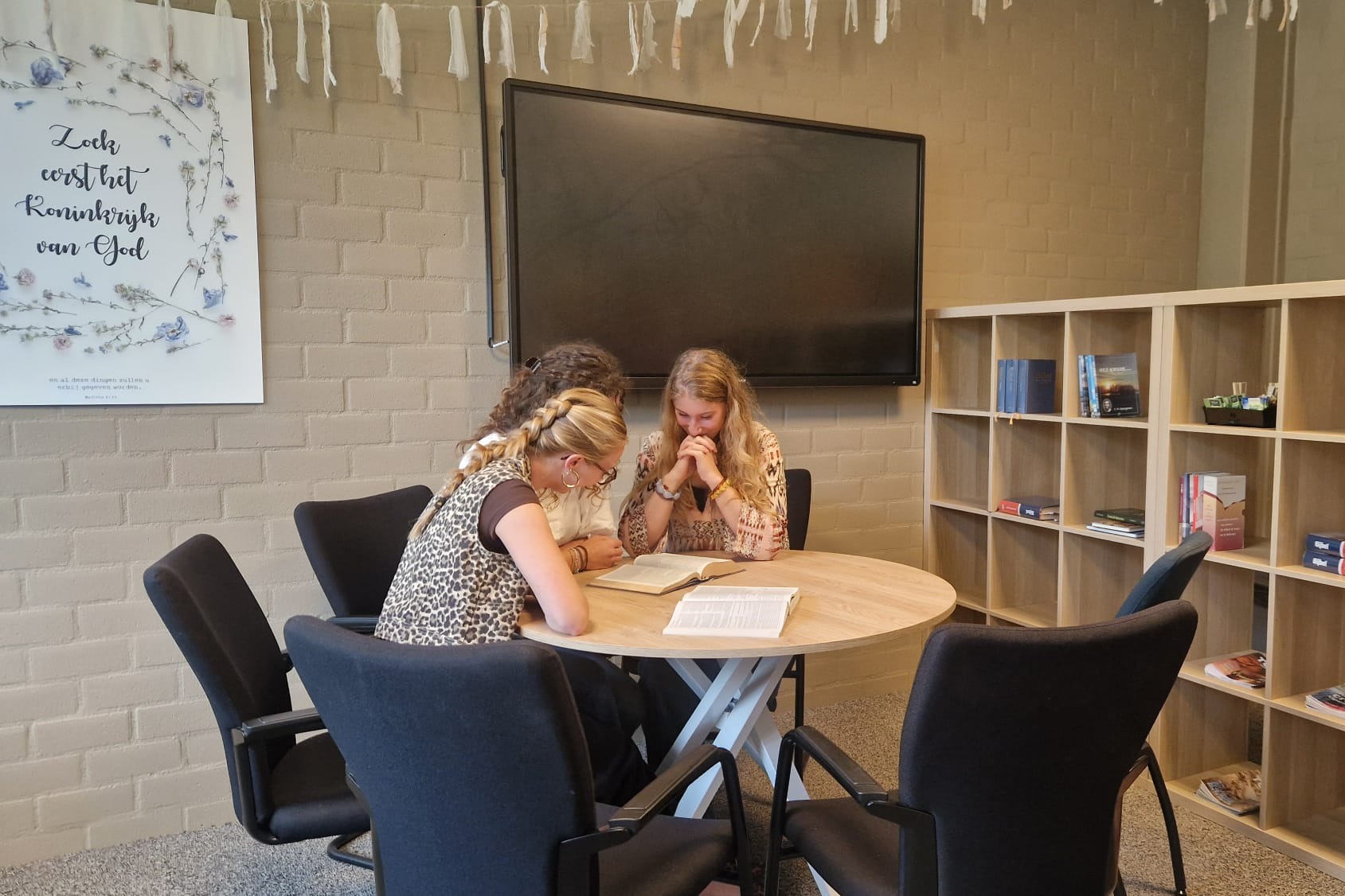 PMbidt, gebedsruimte op de PM
