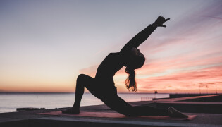 Blijf verre van Yoga