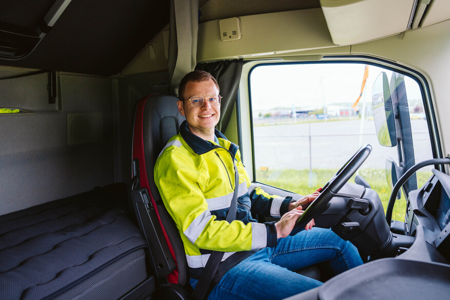 84bc185cbf7f15b0a61c85e097d22951