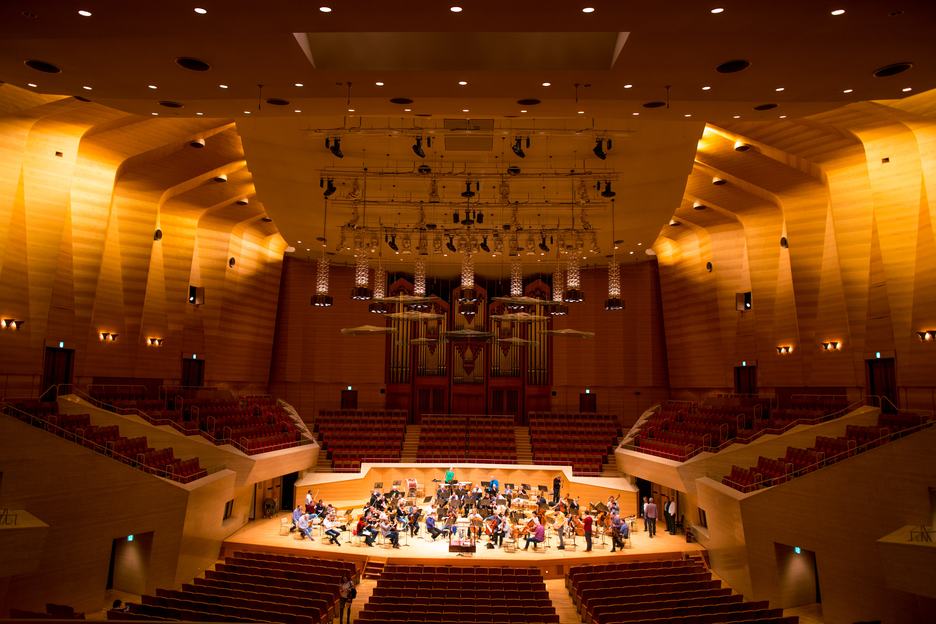 Pražští symfonikové zahrají v tokijské Suntory Hall