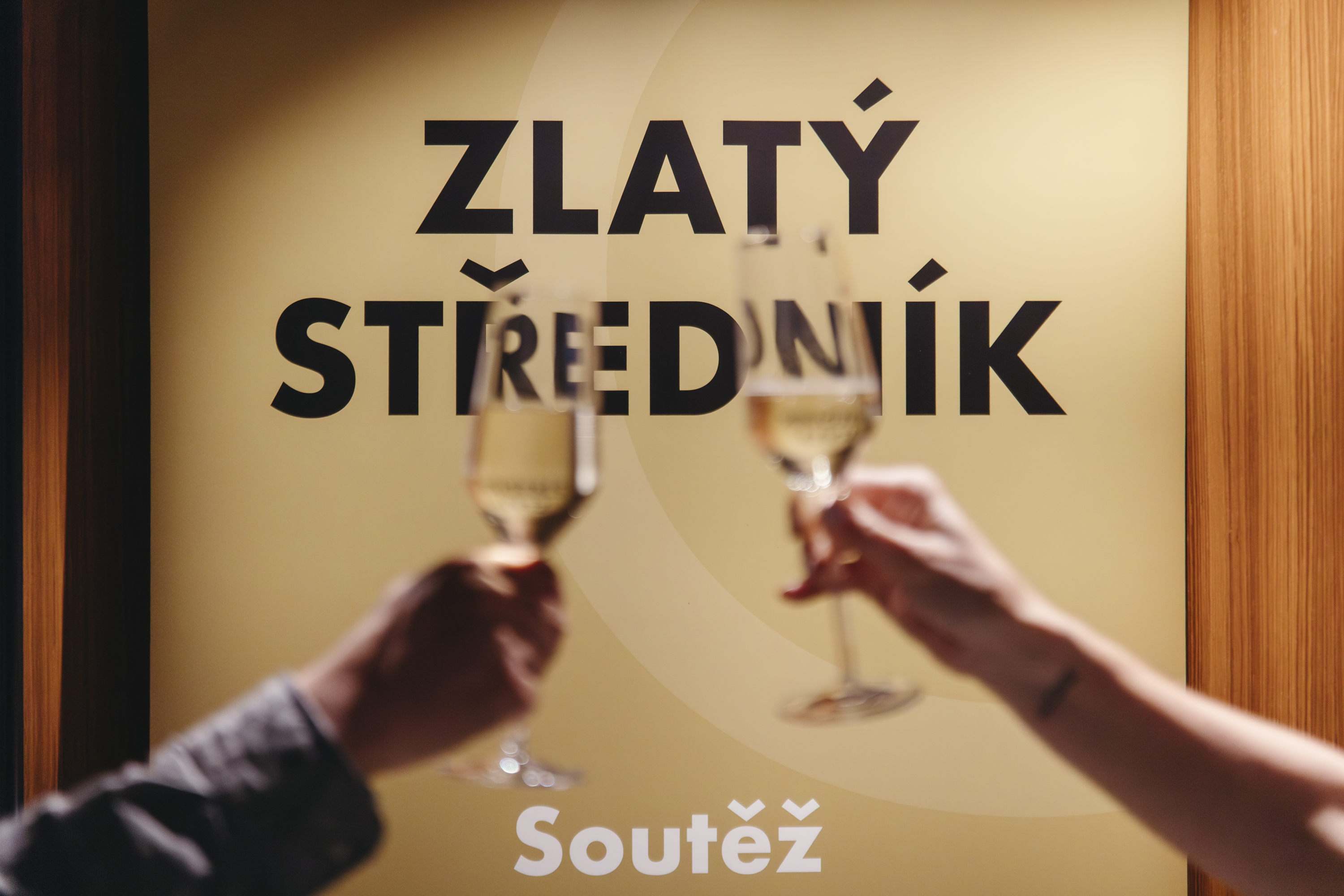 Zlatý středník představil shortlist 29 kategorií. Postoupilo 171 prací