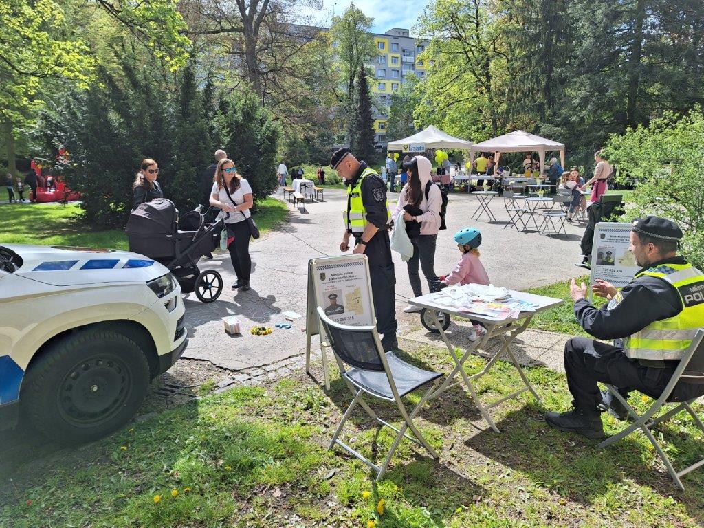Strážníci byli na ukrajinské Slavnosti jara