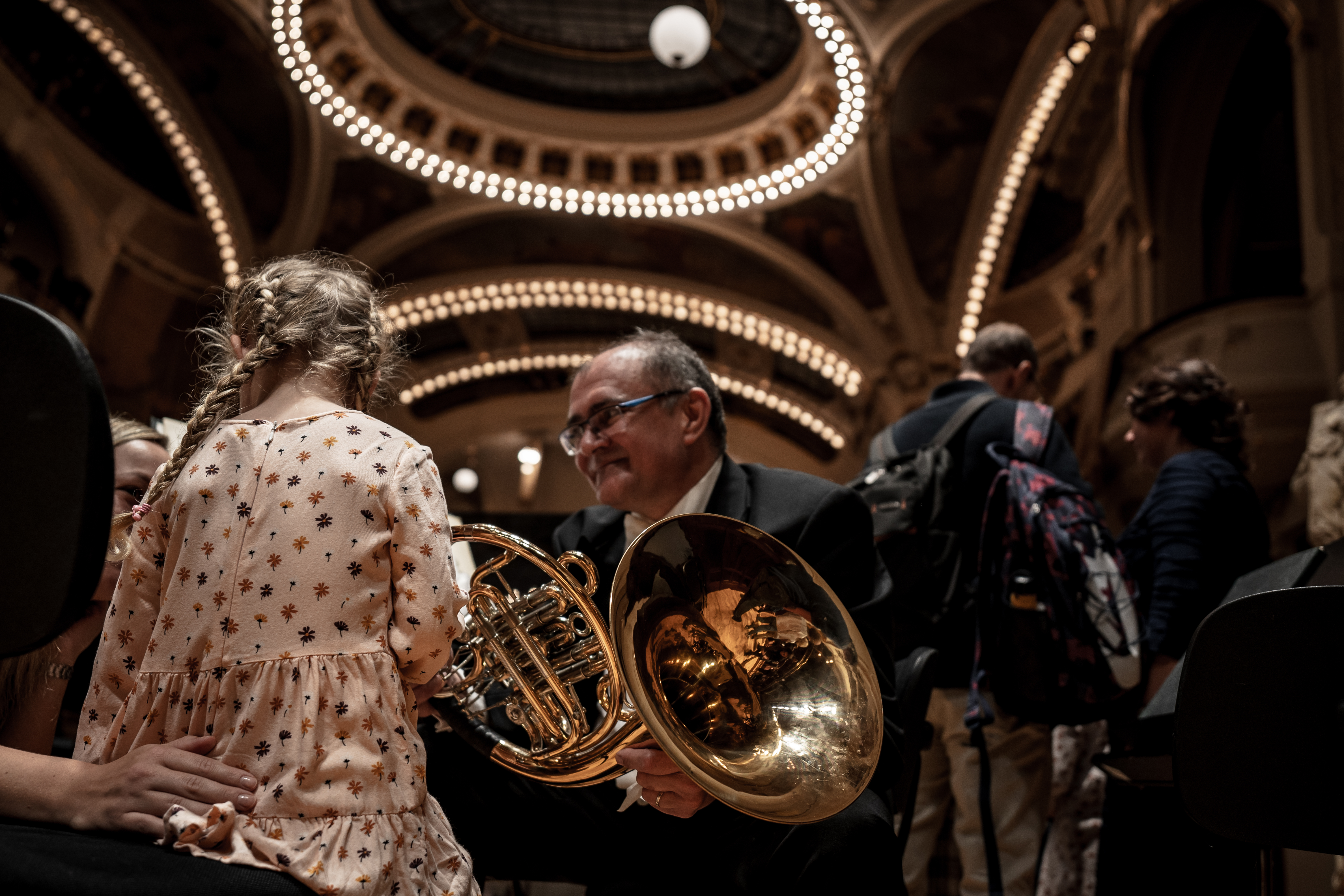 Pražští symfonikové se v rodinném pořadu Orchestr na dotek zaměří na hudbu západních kultur