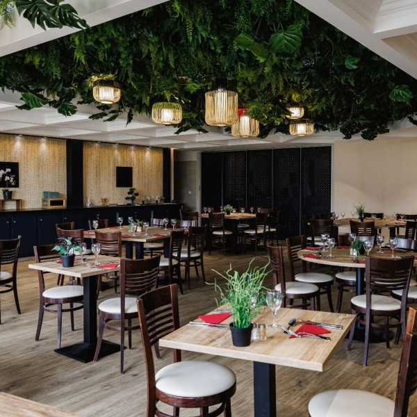 salles de restaurant et petit déjeuner