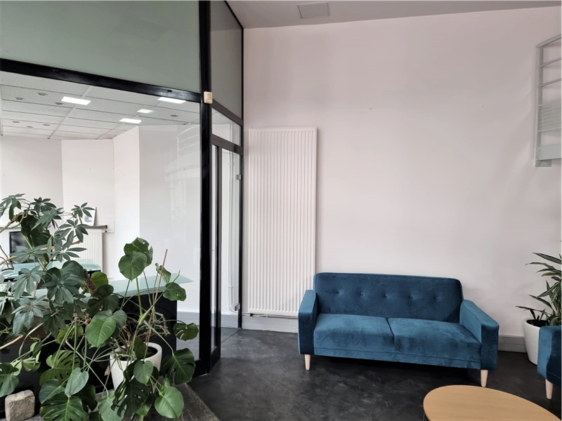 Rénovation d’un bureau parisien : un espace de travail repensé avec style