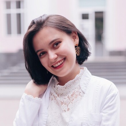 Сакєнова Оксана Володимирівна
