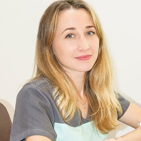 Дебела Вікторія Миколаївна