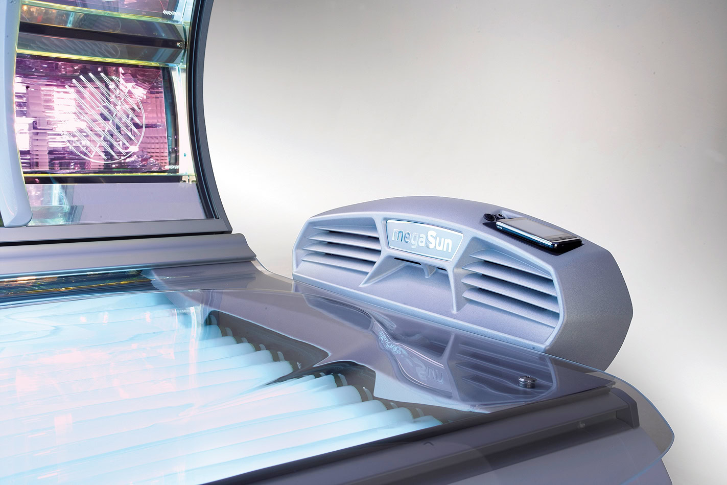 megaSun 5600 by KBL — image 2 of 2