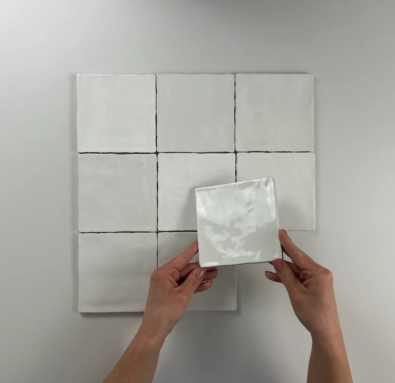 Moos White glans handvorm 13x13, foto 2 van 3