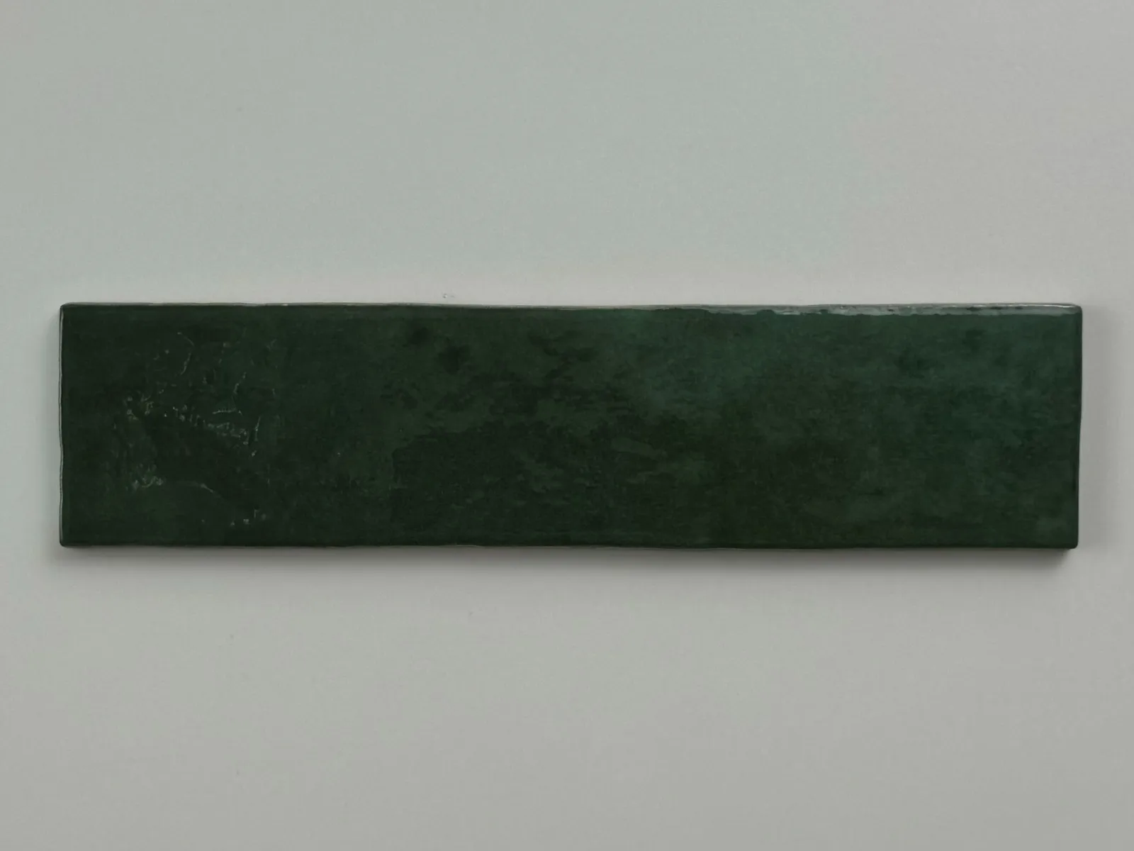 Trend tegels donker groen glans 6x24,6, foto 6 van 6