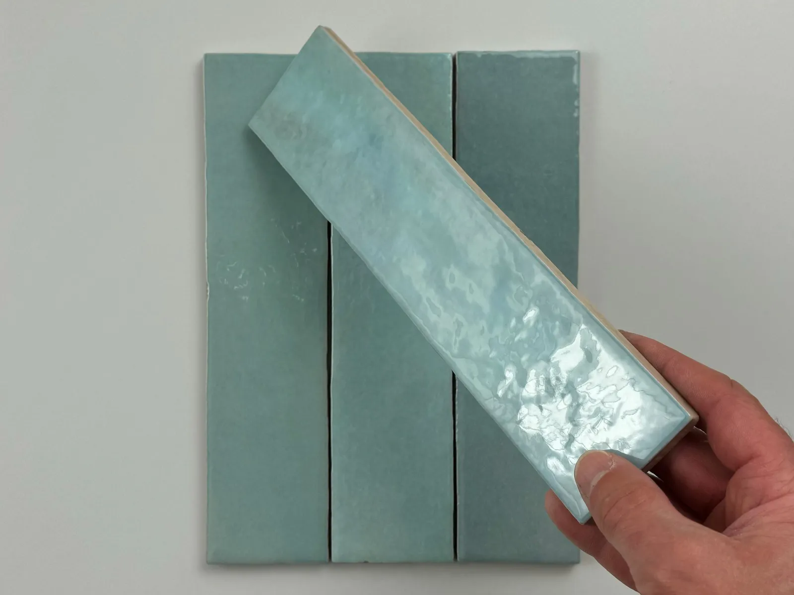 Trend tegels licht blauw glans 6x24,6, foto 5 van 6