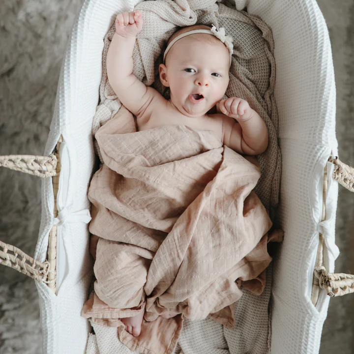 Napa Muslin Swaddle 120×120 cm – Mushie, foto 4