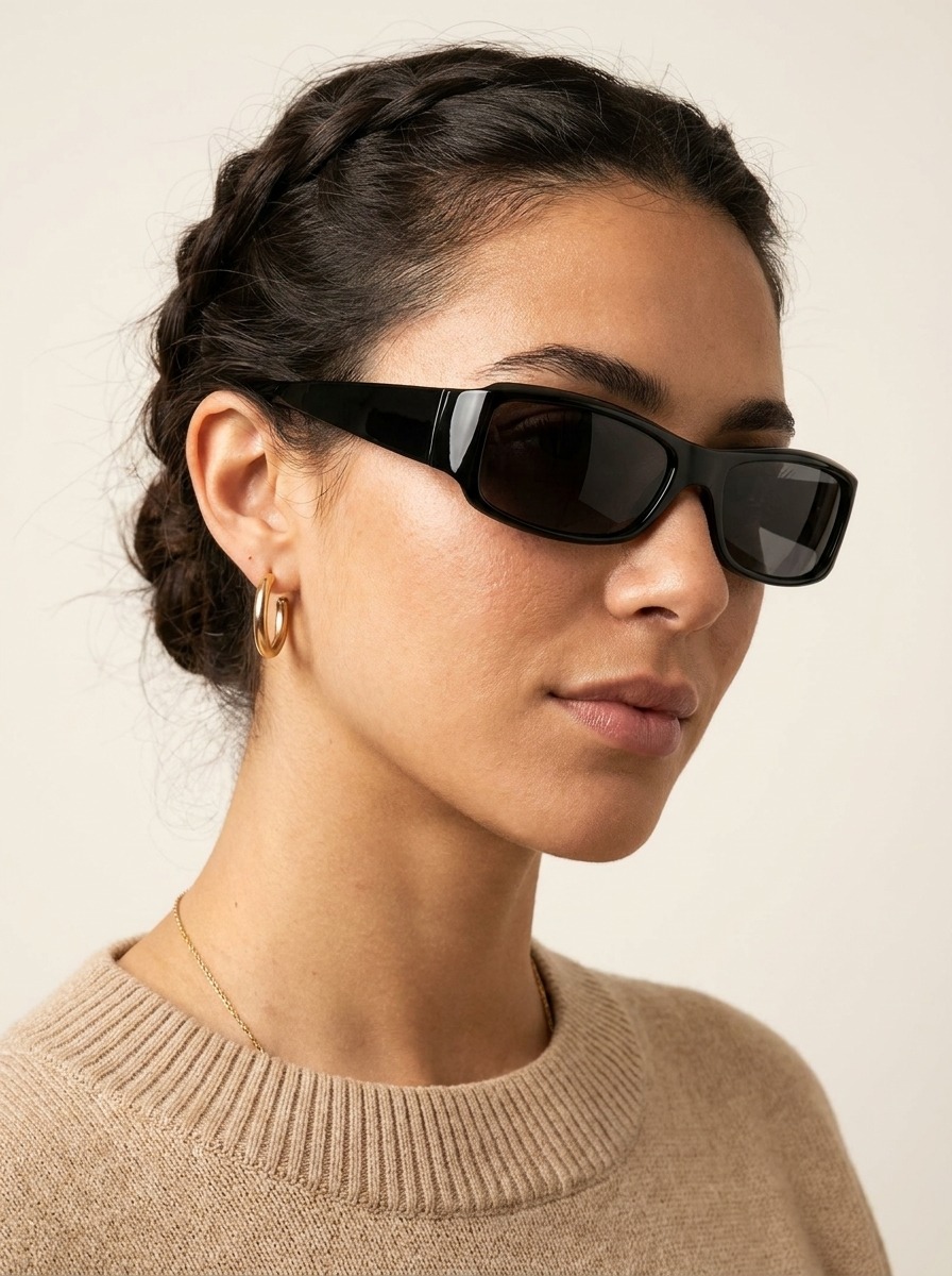 Woman wearing Bill glasses