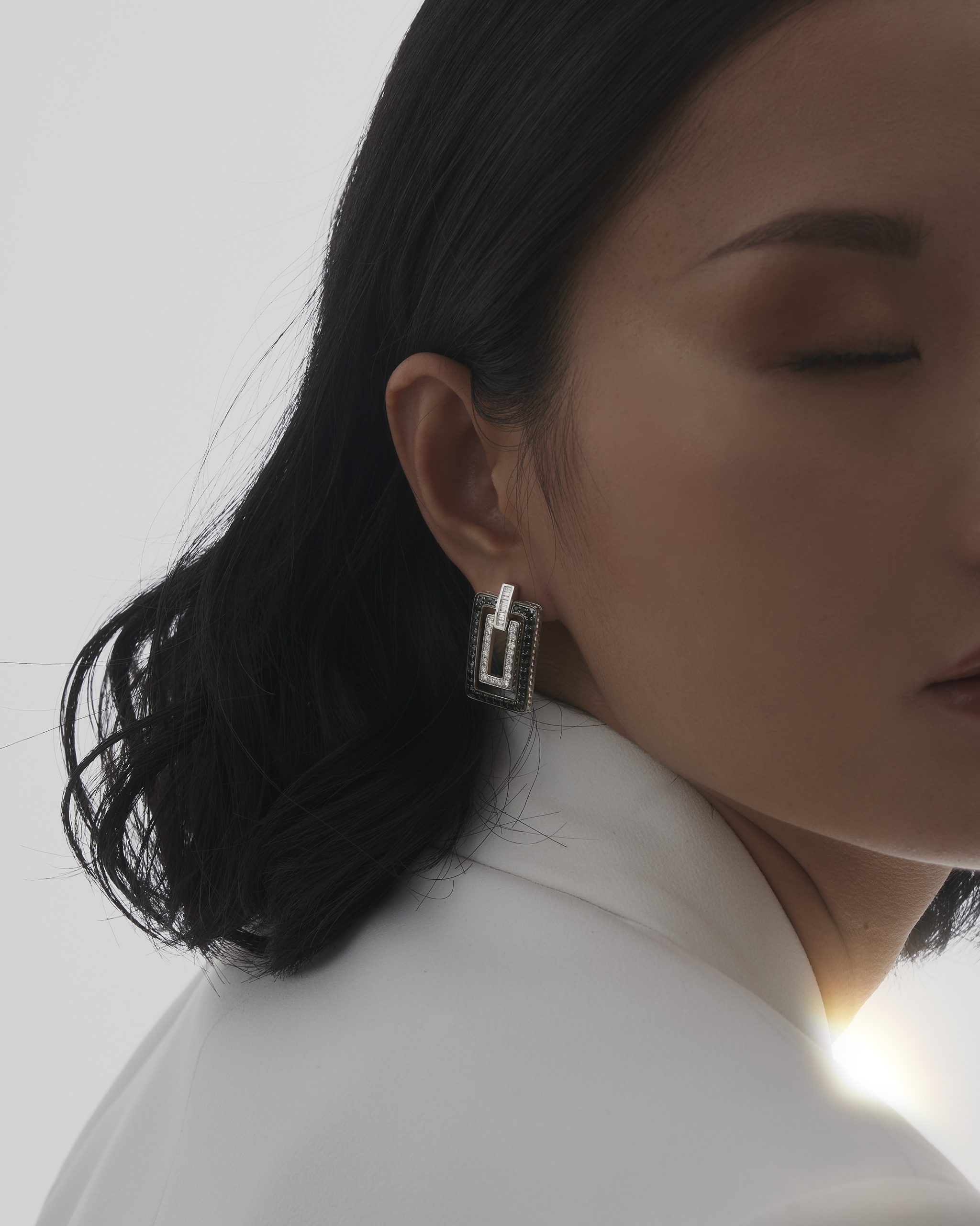 Divina Diamond and Black Onyx Earrings in 18k white gold with diamonds and black onyx, view 3