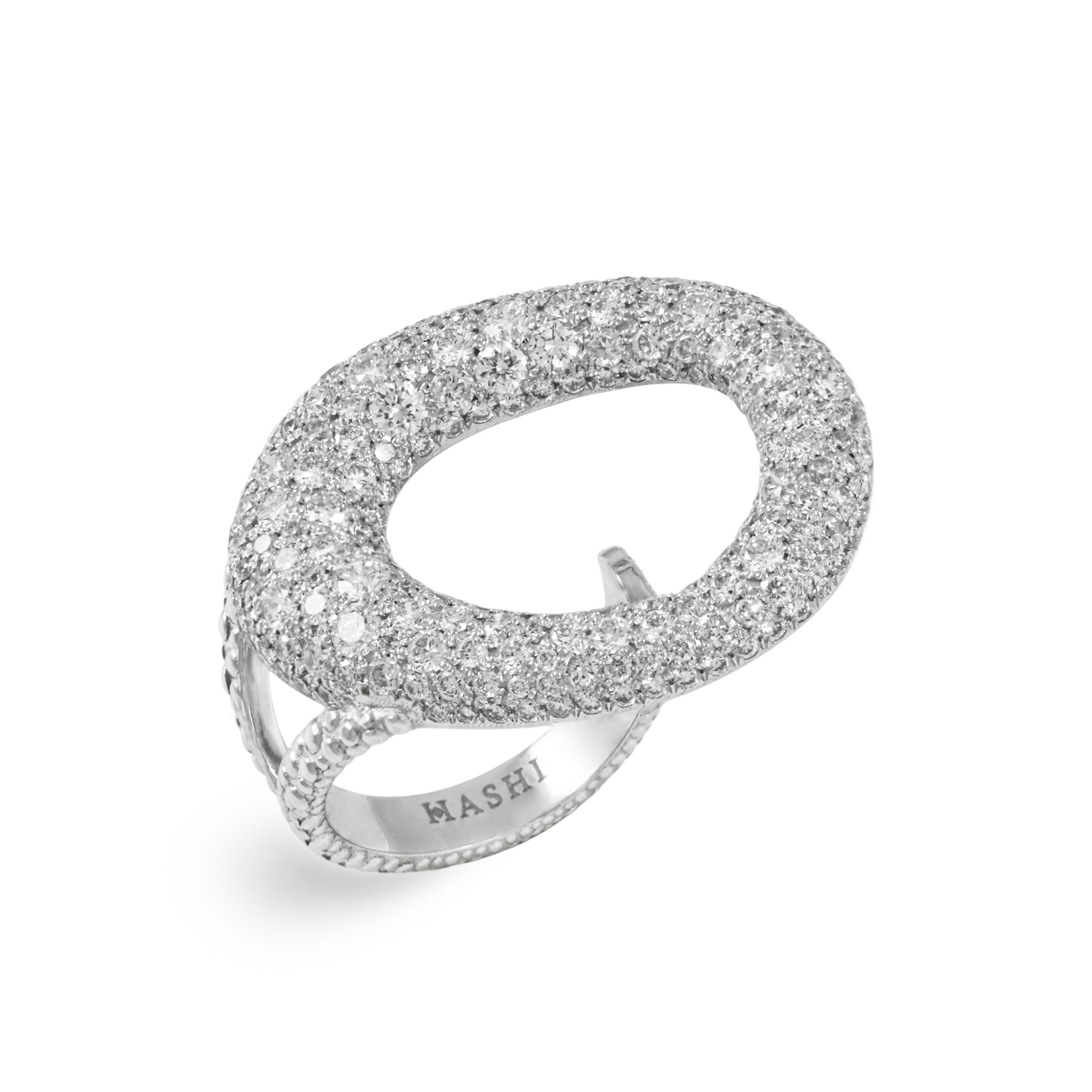 Endless D Ring in 18k white gold with diamonds