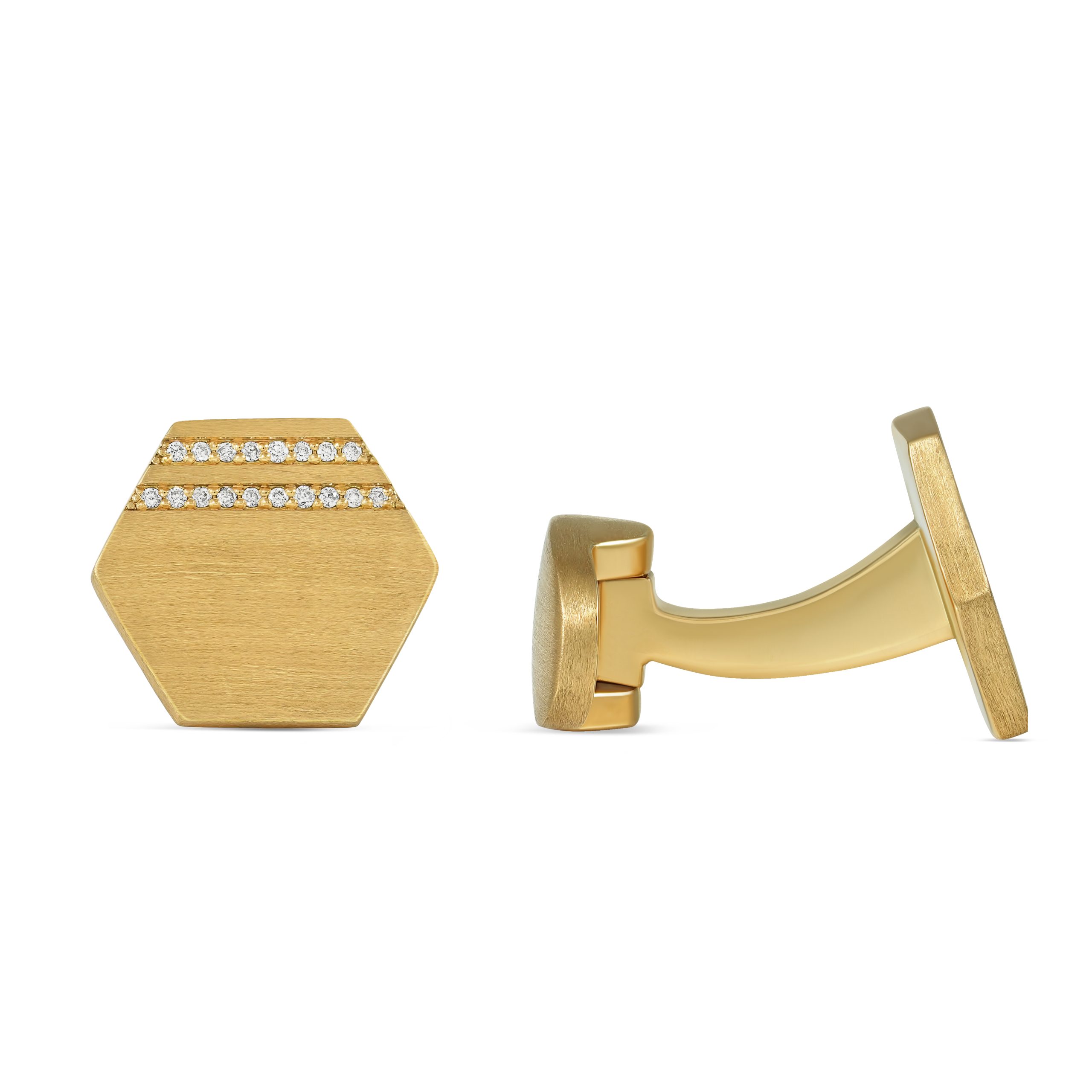 Gold D Cufflinks in 18k yellow gold with diamonds