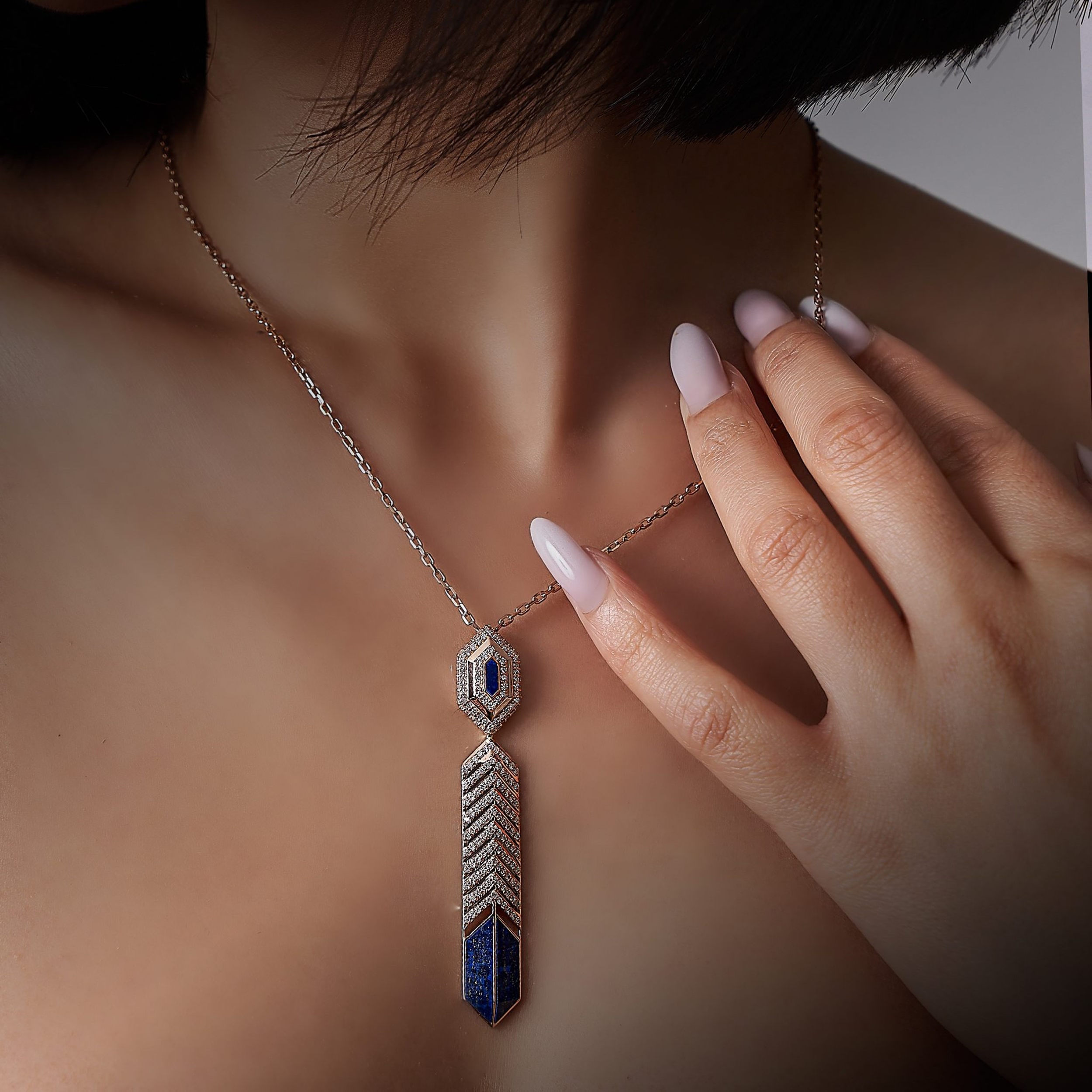 Hatshepsut Long Pendant with diamonds and lapis lazuli, view 2