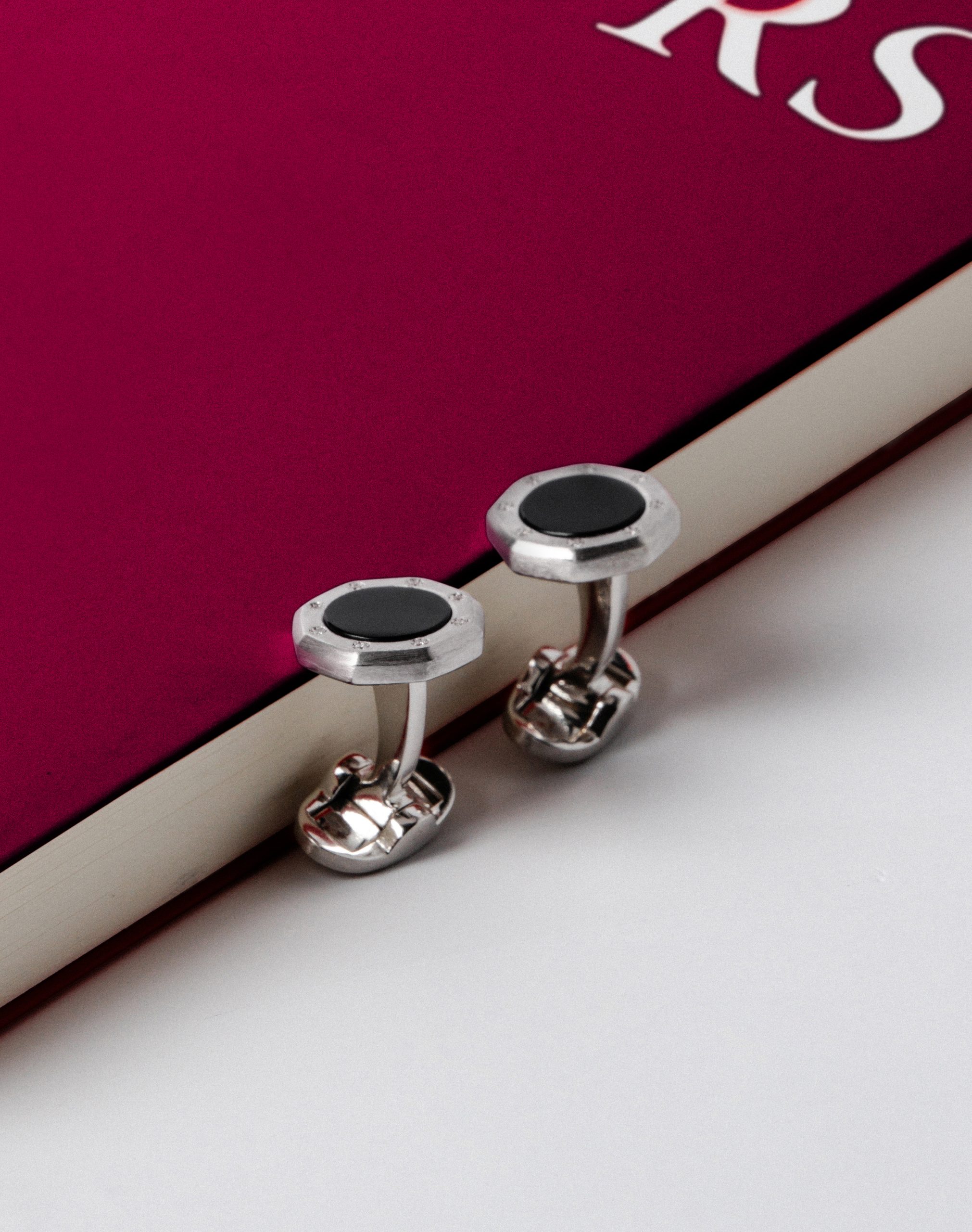 Onyx X Cufflinks in 18k white gold with black onyx, view 3
