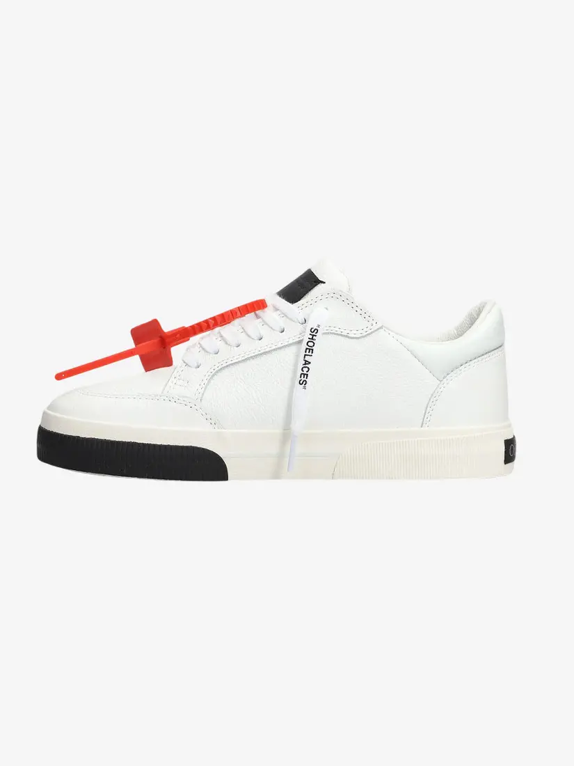 Atlete Off-White Vulcanized