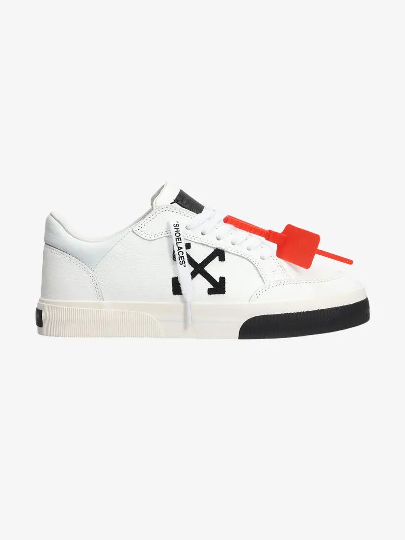 Atlete Off-White Vulcanized