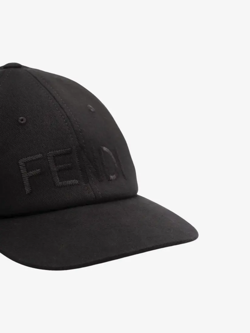 Kapele Fendi Logo Embroidered Baseball